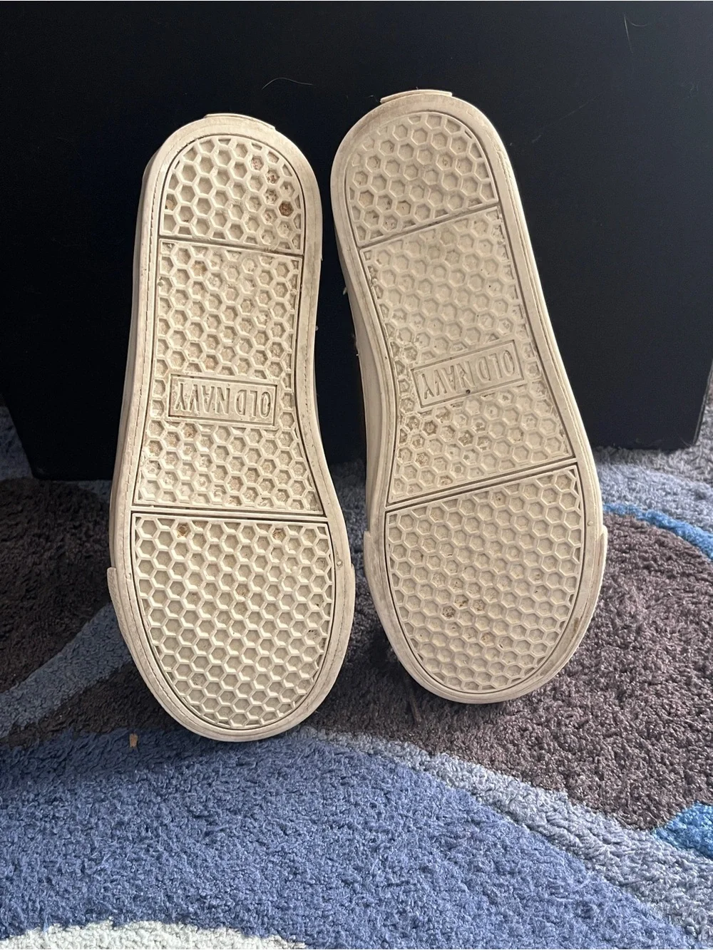 Old Navy Brown Leather Low-Top Boy’s size 3 Sneakers